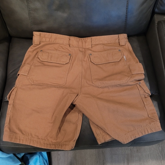 Men's Cargo Shorts - Like New! - Picture 2 of 5